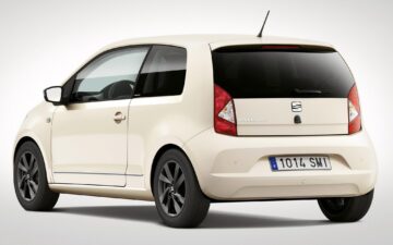 Rent Seat Mii 17' 2 doors 